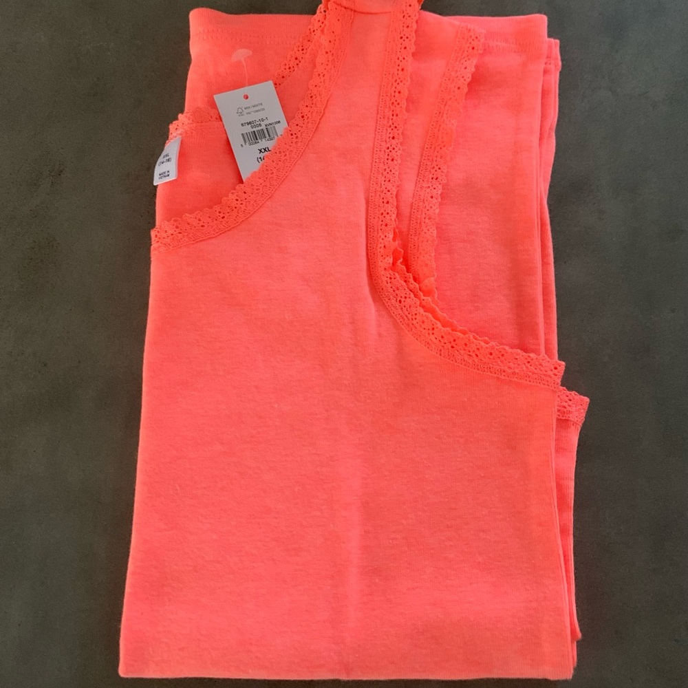 NWT GAP Soft Cluny Tank Top w/ Lace Trim